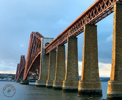 Forth Road Bridge 8R98D-09.JPG